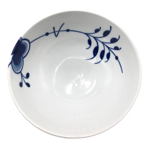 ROYAL COPENHAGEN (ロイヤル・コペンハーゲン)　ブルーフルーテッド・メガ　ボウル