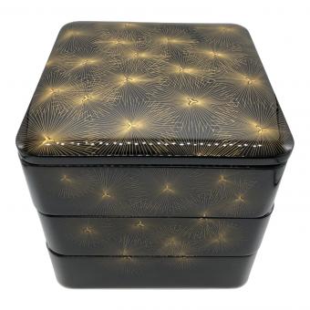 輪島塗 (ワジマヌリ) 三段重箱 唐松蒔絵