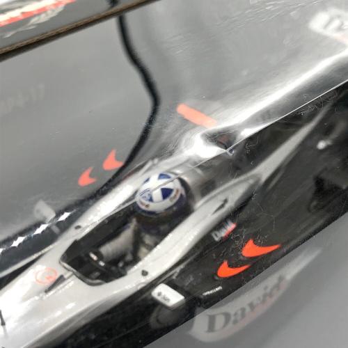 MINICHAMPS (ミニチャンプス) 1/18 マクラーレン メルセデス MP4-17