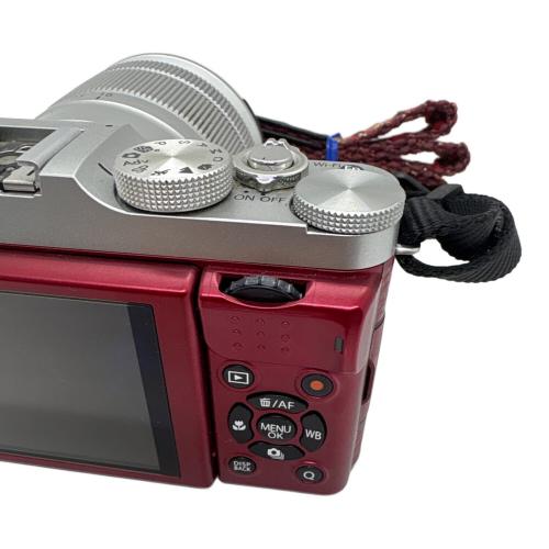 FUJIFILM (フジフィルム) ダブルズーム デジタル一眼レフカメラ X-A1
