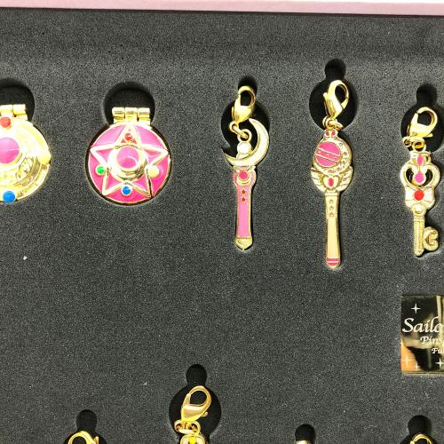 BANDAI(バンダイ) 美少女戦士 セーラームーン ピンズ＆チャーム 20個フルセット