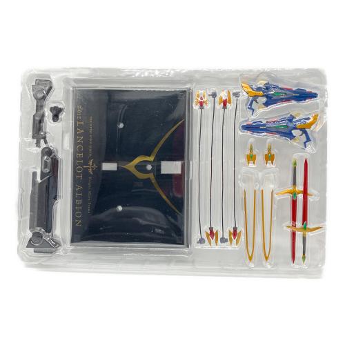 BANDAI SPIRITS(バンダイスピリッツ) コードギアス 反逆のルルーシュR2 Z-01Z ランスロット・アルビオン フィギュア METAL ROBOT魂