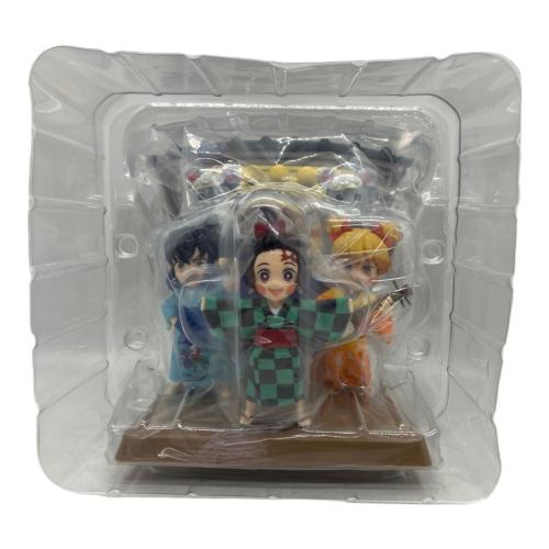鬼滅の刃 ヒノカミ血風譚2 フィギュアマルチスタンド フィギュア 鬼滅の刃 ヒノカミ血風譚2 フィギュアマルチスタンド フィギュア