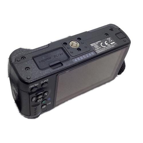 PENTAX Q7 レンズキット