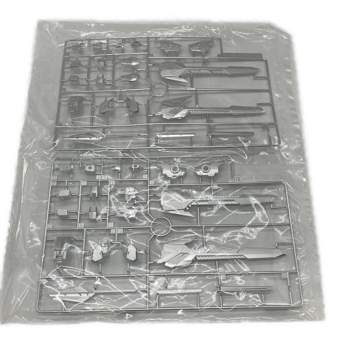 BANDAI(バンダイ) MG 1/100 ガンダムベース限定 フリーダムガンダム Ver.2.0 (シルバーコーティング) ガンプラ
