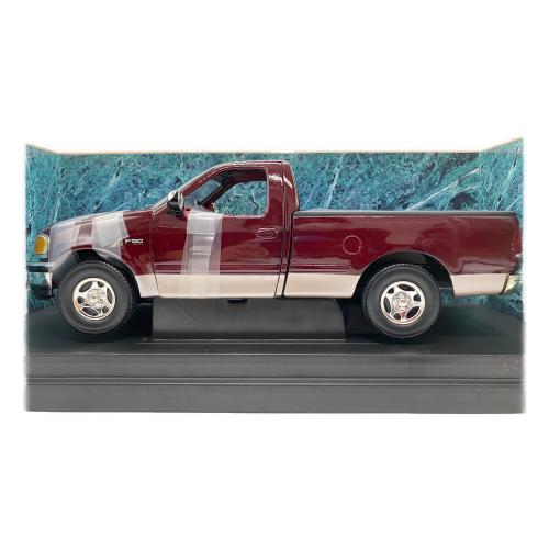 ERTL(アーテル) AMERICAN MUSCLE '97 FORD F150 XLT 1/18スケール