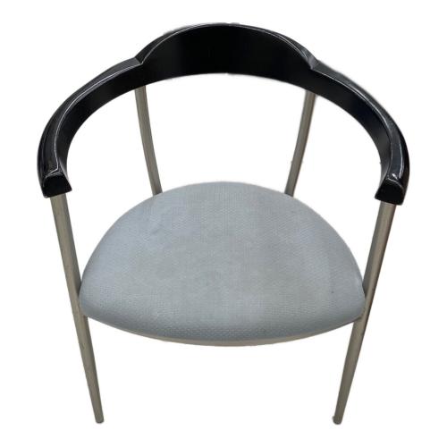 ダイニングチェアー ブラック×ホワイト 肘付