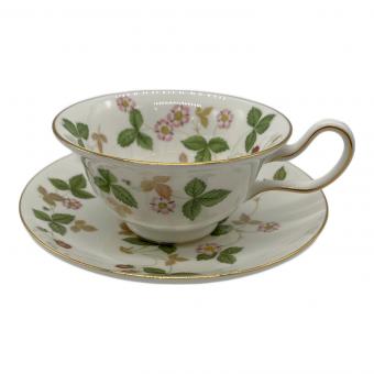 Wedgwood (ウェッジウッド) カップ&ソーサー ピオニー ワイルドストロベリー