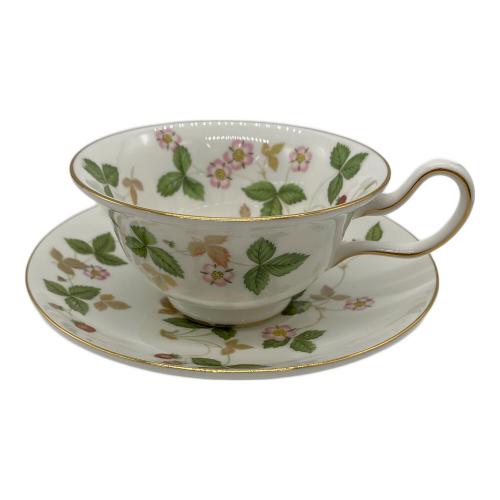 Wedgwood (ウェッジウッド) カップ&ソーサー ピオニー ワイルドストロベリー