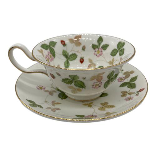 Wedgwood (ウェッジウッド) カップ&ソーサー ピオニー ワイルドストロベリー