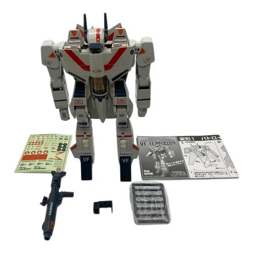 BANDAI (バンダイ) VF-1J バルキリー 一条輝機 「超時空要塞マクロス 箱破損 1/55 アクションフィギュア