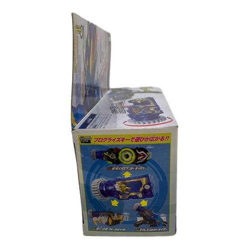 BANDAI (バンダイ) 仮面ライダー 【未開封品】DXランペイジガトリングプログライズキー 「仮面ライダーゼロワン」