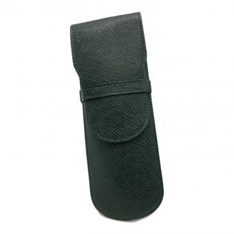 LOUIS VUITTON (ルイ ヴィトン) ペンケース M30364 グリーン タイガ