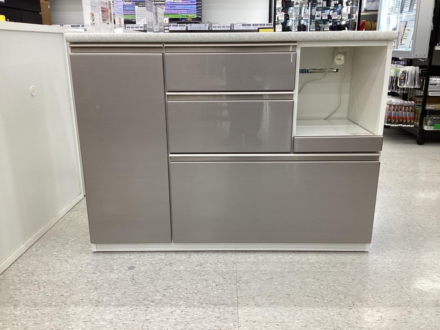 ニトリ キッチンカウンター 幅:約120㎝ シルバー×ホワイト アルミナ2