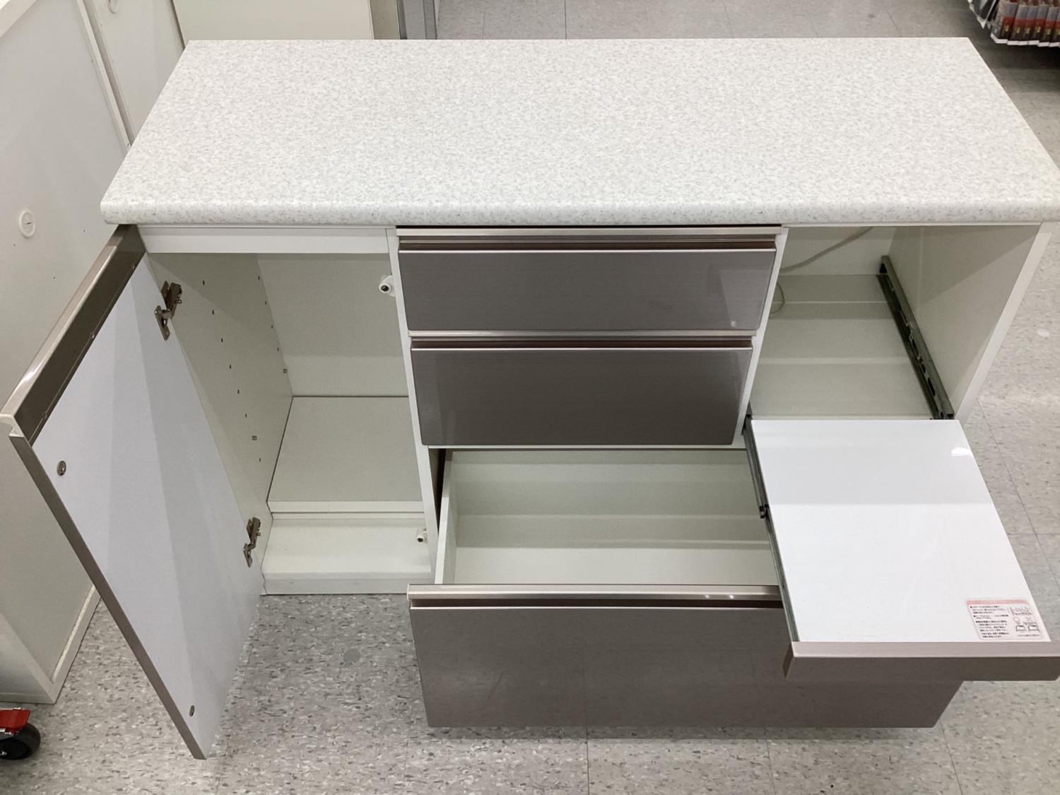 ニトリ キッチンカウンター 幅:約120㎝ シルバー×ホワイト アルミナ2