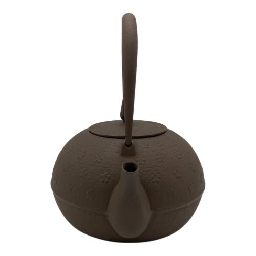 　梔子シリーズ 南部鉄瓶　桜(小) 南部池永