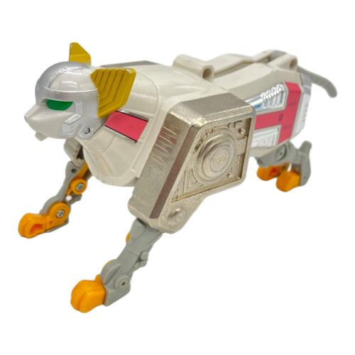 BANDAI (バンダイ) 戦隊ロボ 戦隊ヒーロー 【箱破損】DX超合金 GD-11 星獣合体 ギンガイオー 「星獣戦隊ギンガマン」