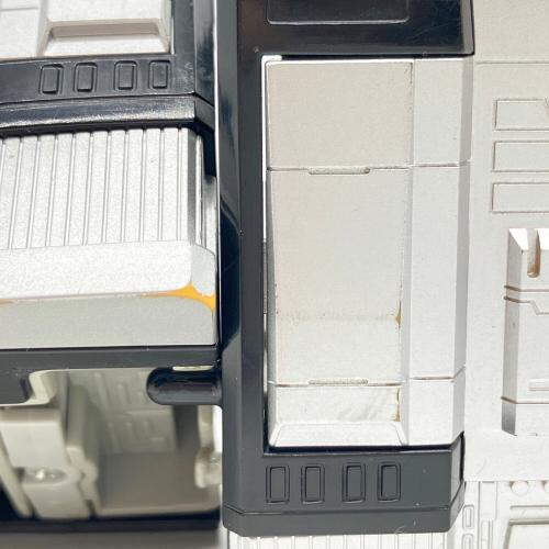 BANDAI (バンダイ) 【シールイ使用済み/箱ダメージ有り】マルチ合体 DXデルタメガ 「電磁戦隊メガレンジャー」 戦隊ヒーロー