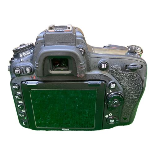 Nikon (ニコン) デジタル一眼レフカメラ D750