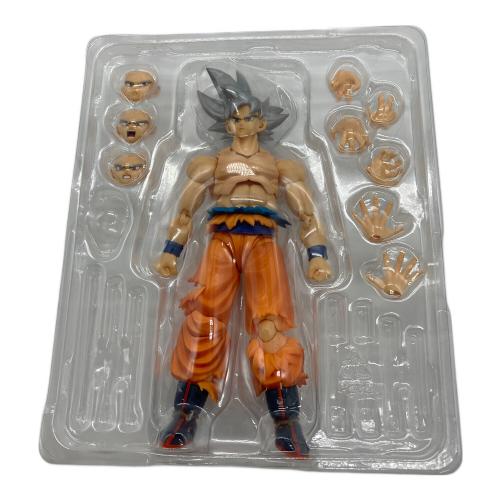 ドラゴンボール 孫悟空 身勝手の極意 フィギュア S.H.Figuarts ④