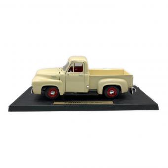 1/18 FORD PICK UP(1953) ミニカー