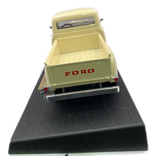 1/18 FORD PICK UP(1953) ミニカー