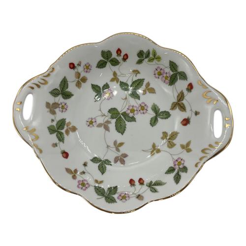 Wedgwood (ウェッジウッド) ウィンザートレイ ワイルドストロベリー