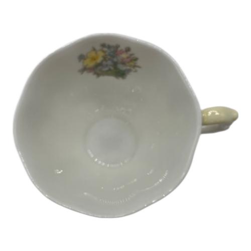 ROYAL DOULTON (ロイヤルドルトン) カップ&ソーサー ブランベリーヘッジ