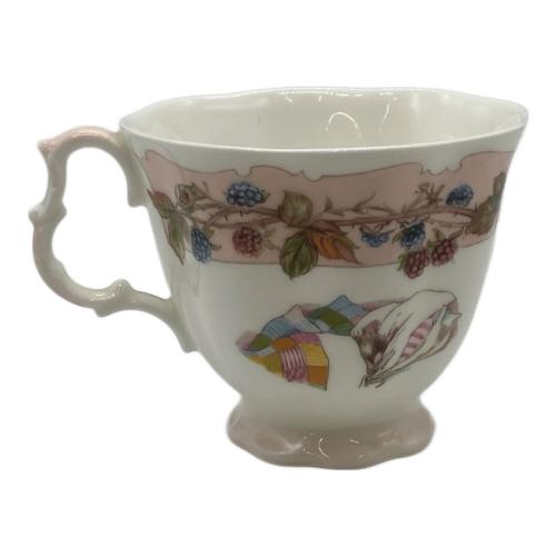 ROYAL DOULTON (ロイヤルドルトン) カップ&ソーサー ブランベリーヘッジ