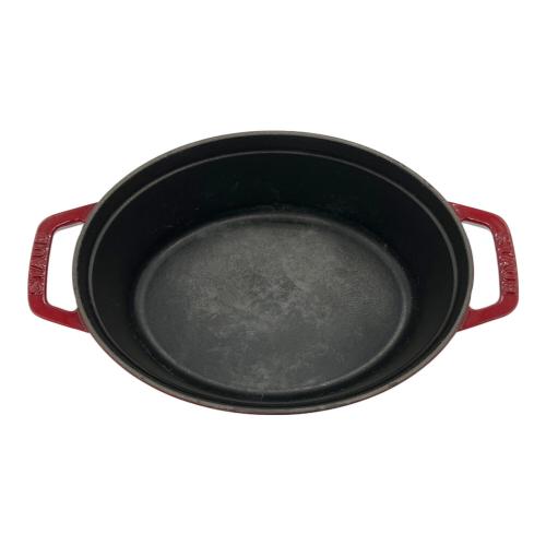 Staub (ストウブ) オーバルココット レッド