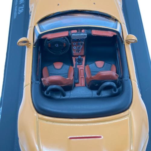 MINICHAMPS (ミニチャンプス) BMW Z8 モデルカー