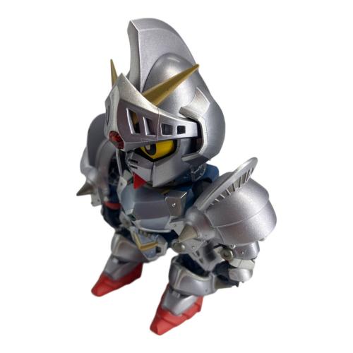 プライズ　騎士ガンダム　ジャンク品 機動戦士ガンダムSEED FREEDOM：“即完売”ラクスのフィギュア