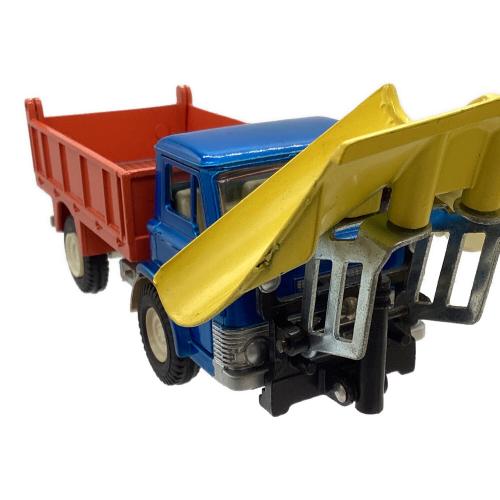 DINKY TOYS (ディンキートイズ) 439 FORD D.800 除雪車 モデルカー
