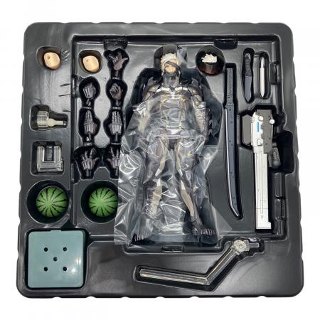 海洋堂 (カイヨウドウ) リボルテックヤマグチ No.140 METAL GEAR