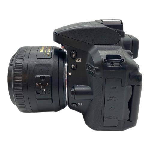 Nikon (ニコン) レンズ交換式一眼レフレックスタイプデジタルカメラ D5300