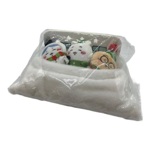 ちいかわ (チイカワ) ハッピーホリデーなおやすみベッドと繋がるマスコットセット ヌイグルミ