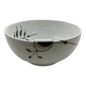 ROYAL COPENHAGEN (ロイヤル・コペンハーゲン) ブラックフル―テッドメガボウル 15cm