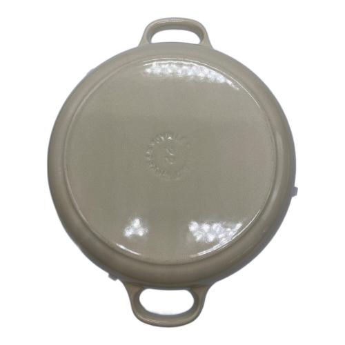 LE CREUSET (ルクルーゼ) 両手鍋  30㎝ ホワイト ビュッフェキャセロール