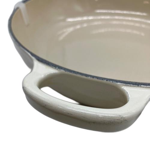 LE CREUSET (ルクルーゼ) 両手鍋  30㎝ ホワイト ビュッフェキャセロール