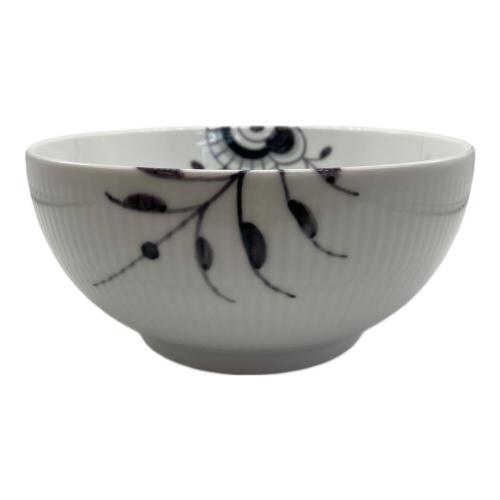 ROYAL COPENHAGEN (ロイヤル・コペンハーゲン) ボウル ブラックフルーテッド