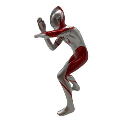フィギュア ウルトラマン スペシウム光線ポーズ 限定カラー