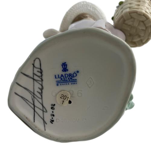 LLADRO (リヤドロ) フィギュリン 可愛いお友達