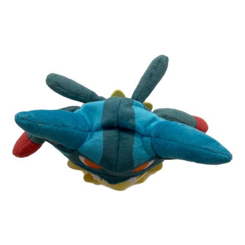 Pokemon Center (ポケモンセンター) ピカチュウ ヌイグルミ　メガルカリオポンチョ