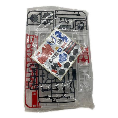 ダンボール戦機 (ダンボールセンキ) LBX聖騎士エンペラー Little Blue Box プラモデル 未組み立て品 Little Blue Box CDセット