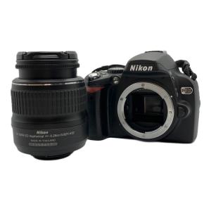 Nikon (ニコン) デジタル一眼レフカメラ D40X