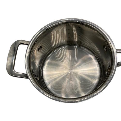 LE CREUSET (ルクルーゼ) 片手鍋 18cm シルバー｜トレファクONLINE