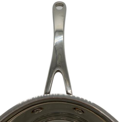 LE CREUSET (ルクルーゼ) 片手鍋 18cm シルバー