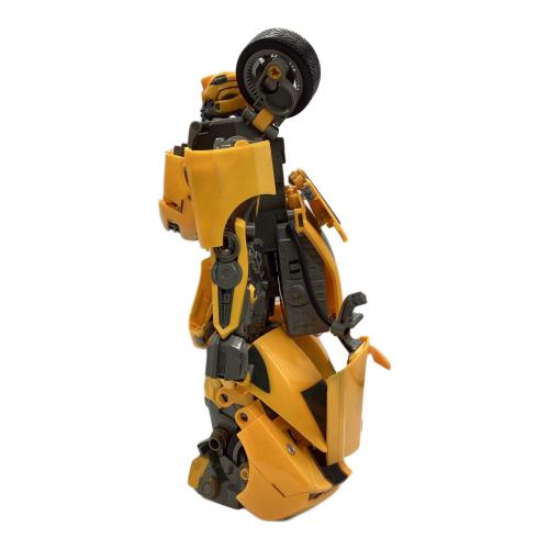 アルティメットバンブルビー トランスフォーマー
