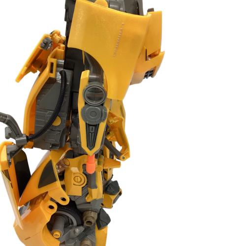 アルティメットバンブルビー トランスフォーマー