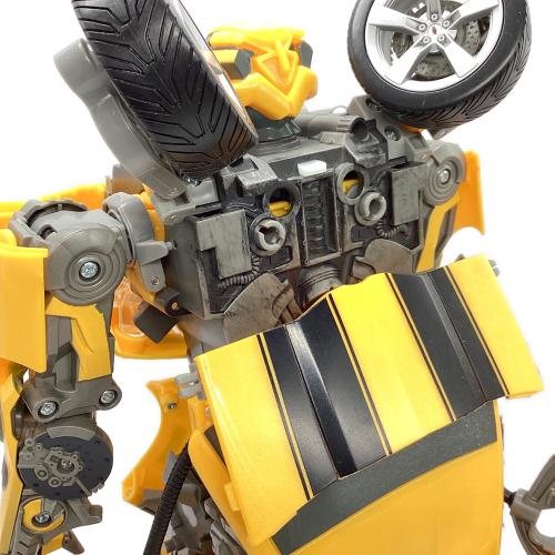 アルティメットバンブルビー トランスフォーマー